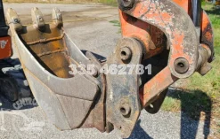 Hitachi ZX26U-6 Mini escavatore