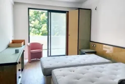 #24070 Hotel 4 stelle da ristrutturare con arredamenti