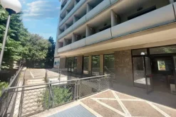 #24070 Hotel 4 stelle da ristrutturare con arredamenti