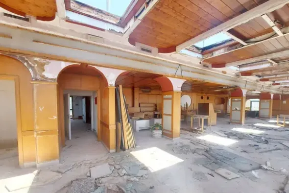 #24070 Hotel 4 stelle da ristrutturare con arredamenti