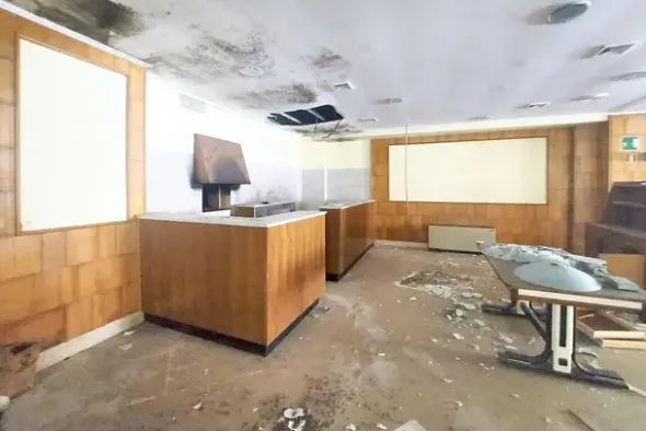 #24070 Hotel 4 stelle da ristrutturare con arredamenti