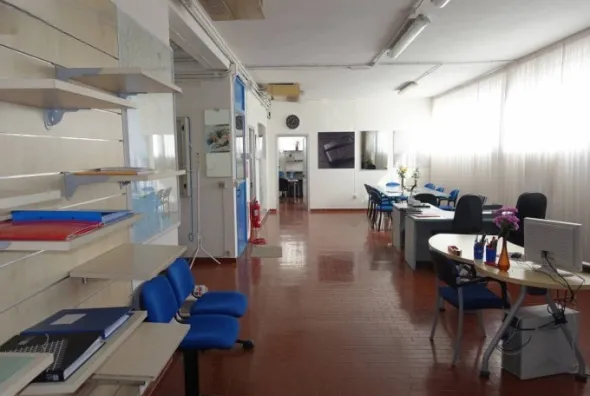immobile artigianale convertibile in residenziale