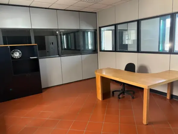 #2537098 Immobile polifunzionale fronte autostrada – Ottimo stato e alta redditività In vendita – Compendio immobiliare ad alta visibilità in posizione strategica