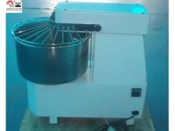 Impastatrice a spirale monofase