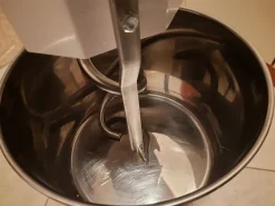 Impastatrice a spirale P8 VV3 +ruote come nuova