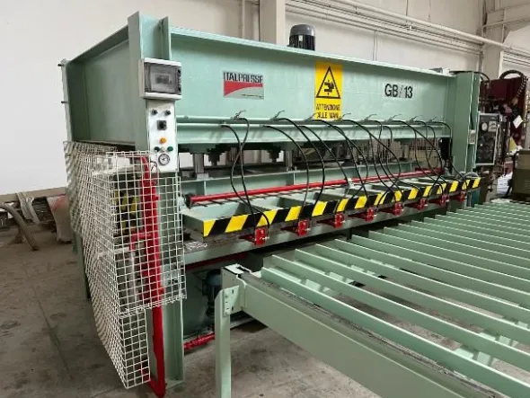 Impianto di pressatura ITALPRESSE mod. GB/13