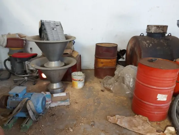 1#8467 Impianto di smistamento rifiuti e materiali di derivazione