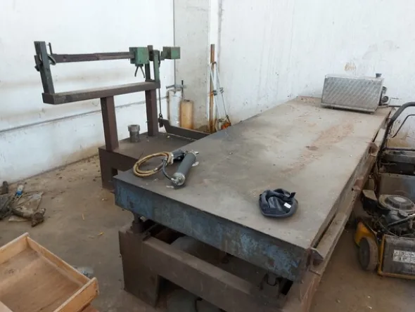 1#8467 Impianto di smistamento rifiuti e materiali di derivazione