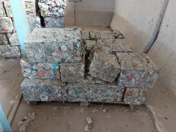 1#8467 Impianto di smistamento rifiuti e materiali di derivazione