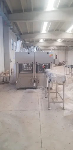 Impianto monoblocco e triblocco imbottigliamento