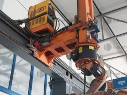 1#9044 Impianto robotizzato di saldatura