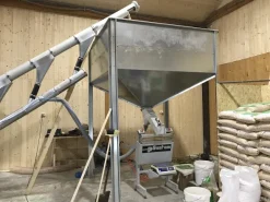 INSACCATRICE SEMIAUTOMATICA P SYSTEM nuova per pellet