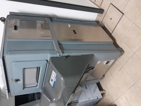 insacchettatrice ghiaccio follet db650