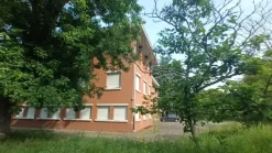 Intero edificio con uffici, laboratorio, abitazione