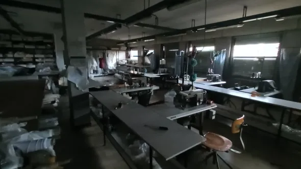 Intero edificio con uffici, laboratorio, abitazione