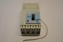 Interruttore Bticino mod. Megatiker MA250 T7314A/250
