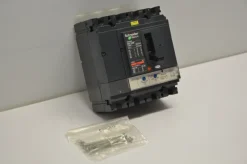 Interruttore Schneider mod. Compact NSX250F