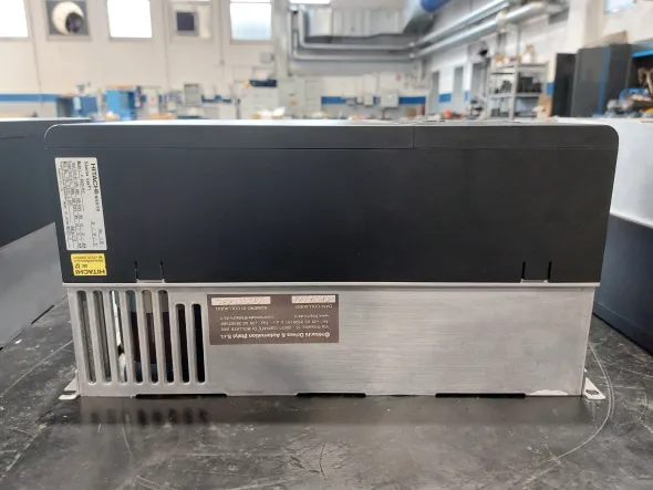 INVERTER HITACHI 22 kW USATO