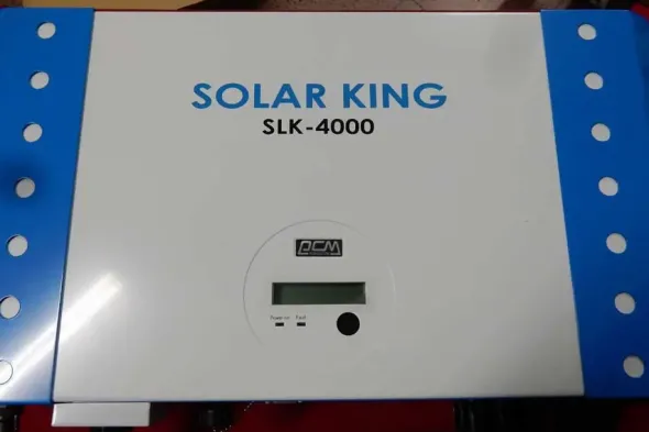 Inverter Powercom Solar KING