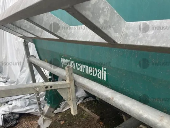 9#8786 Irrigatrice semovente