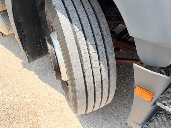 IVECO EUROTECH 240E42 RIB.TRIL.