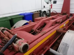 3#5914 Iveco scarrabile