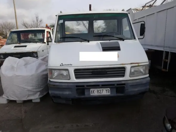 3#5914 Iveco scarrabile