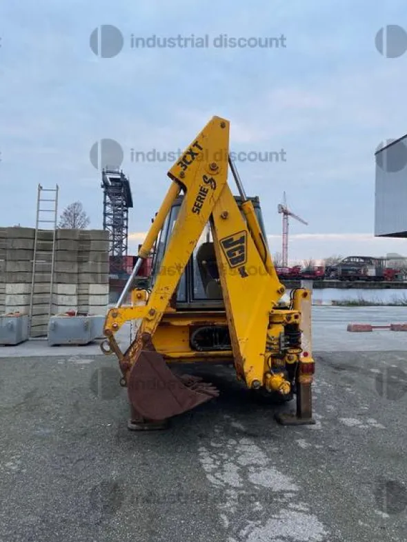 1#8739 JCB 3 CXT