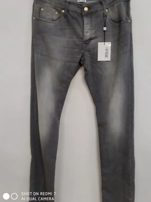 4#5622 Jeans uomo Ferrè