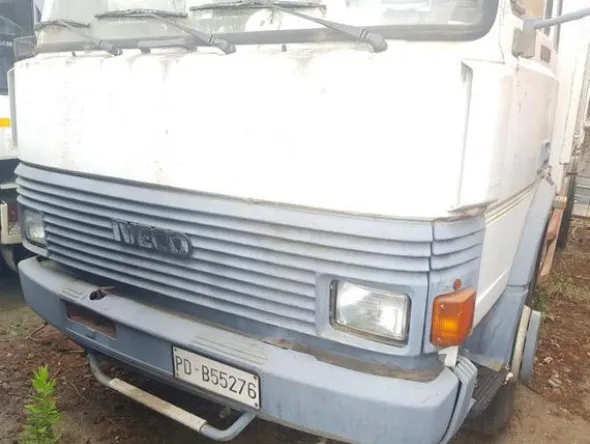 33#4606 Lavacassonetti Fiat 145