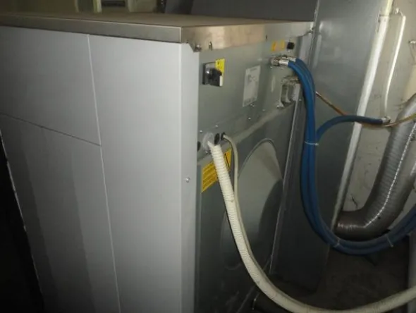 1#2726 Lavatrice e asciugabiancheria professionale Electrolux