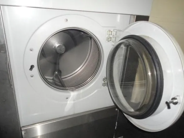1#2726 Lavatrice e asciugabiancheria professionale Electrolux