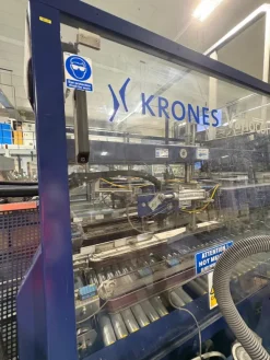 LC617 Linea di imbottigliamento vetro KRONES usata