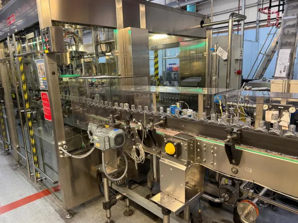 LC634 Linea riemp. alcolici usata BERTOLASO vetro e PET