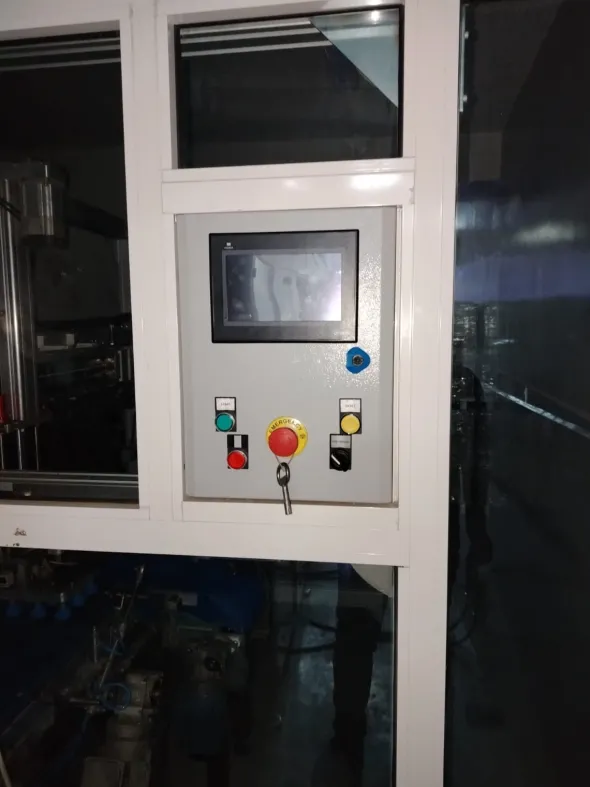 LC623 Linea termoformatrice confez. bicchieri d'acqua