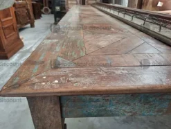 10#9425 Letto baldacchino e Tavolo