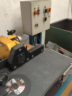 LEVIGATRICE SBAVATRICE FINTEC ART. 846 USATA