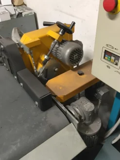 LEVIGATRICE SBAVATRICE FINTEC ART. 846 USATA