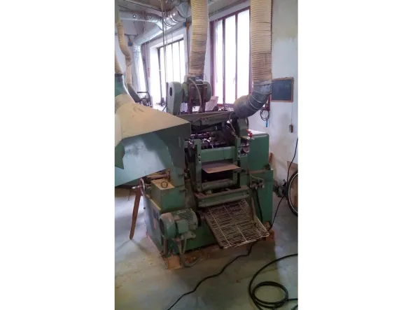 Linea completa di falegnameria per manici in legno (macchinario fresa)