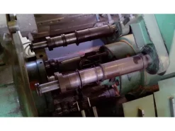 Linea completa di falegnameria per manici in legno (macchinario fresa)