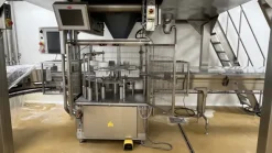 LINEA CONFEZIONAMENTO CONTENITORI IN PLASTICA