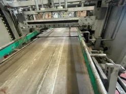 LInea confezionatrice semi automatica per bottiglie