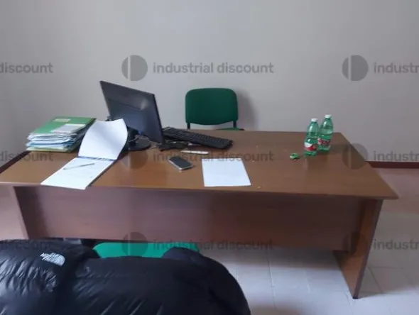 1#9698 Linea di assemblaggio per sistemi di conversione a gas per automotive e arredi ufficio