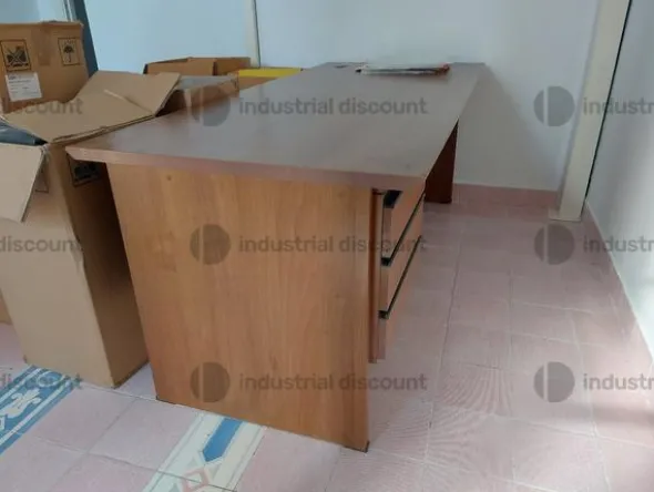 1#9698 Linea di assemblaggio per sistemi di conversione a gas per automotive e arredi ufficio