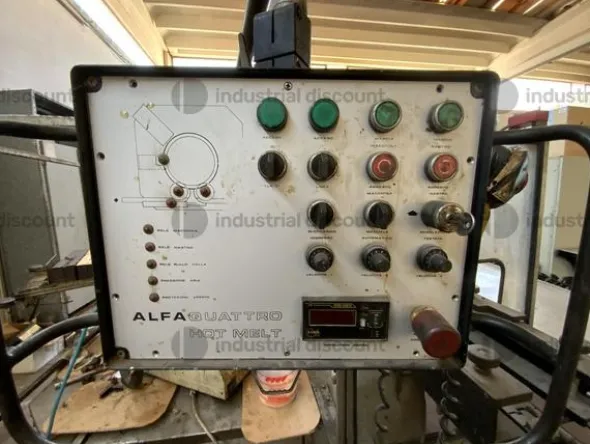 17#9550 Linea di etichettatura latte