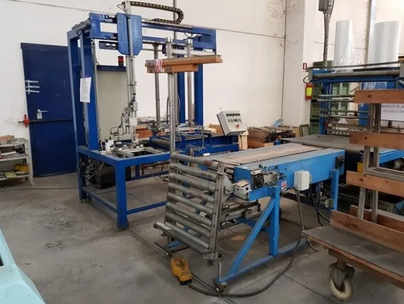18#5759 Linea di imballaggio robotizata