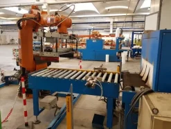 18#5759 Linea di imballaggio robotizata