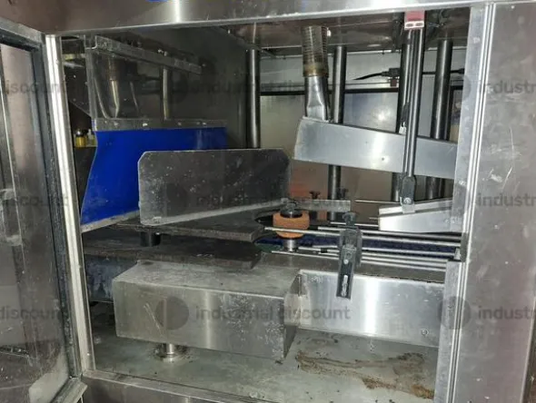 1#9381 Linea di imbottigliamento vino
