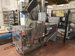1#9381 Linea di imbottigliamento vino