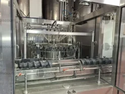 1#9381 Linea di imbottigliamento vino